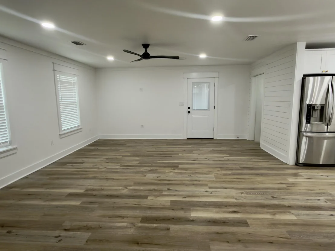 Photo of 3172 Maple Street