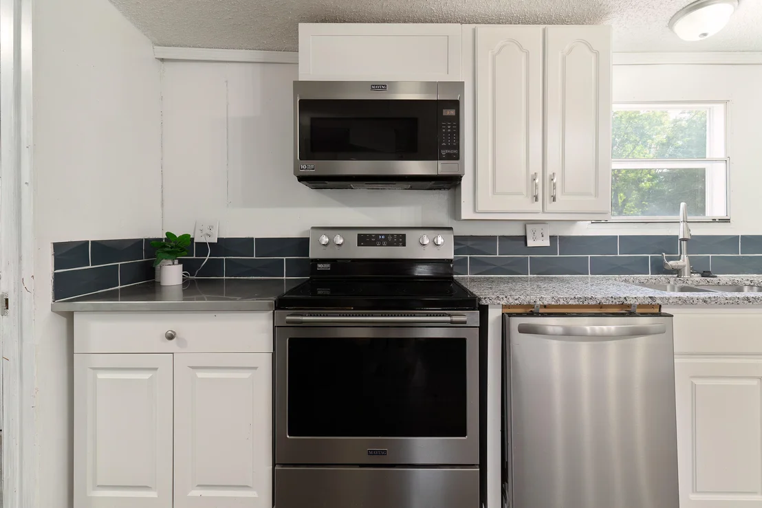 Photo of 1032 Whitehead Drive
