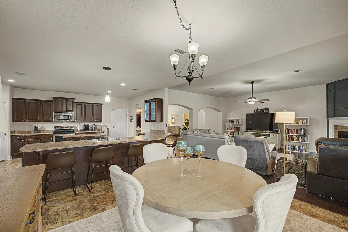 Photo of 9177 Iron Gate Boulevard