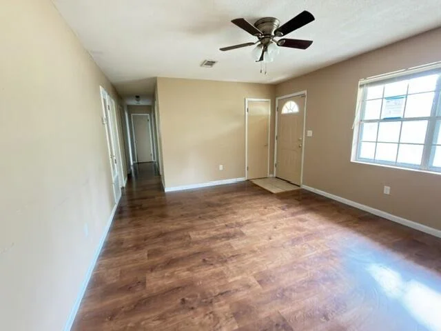 Photo of 516 Forrest Court