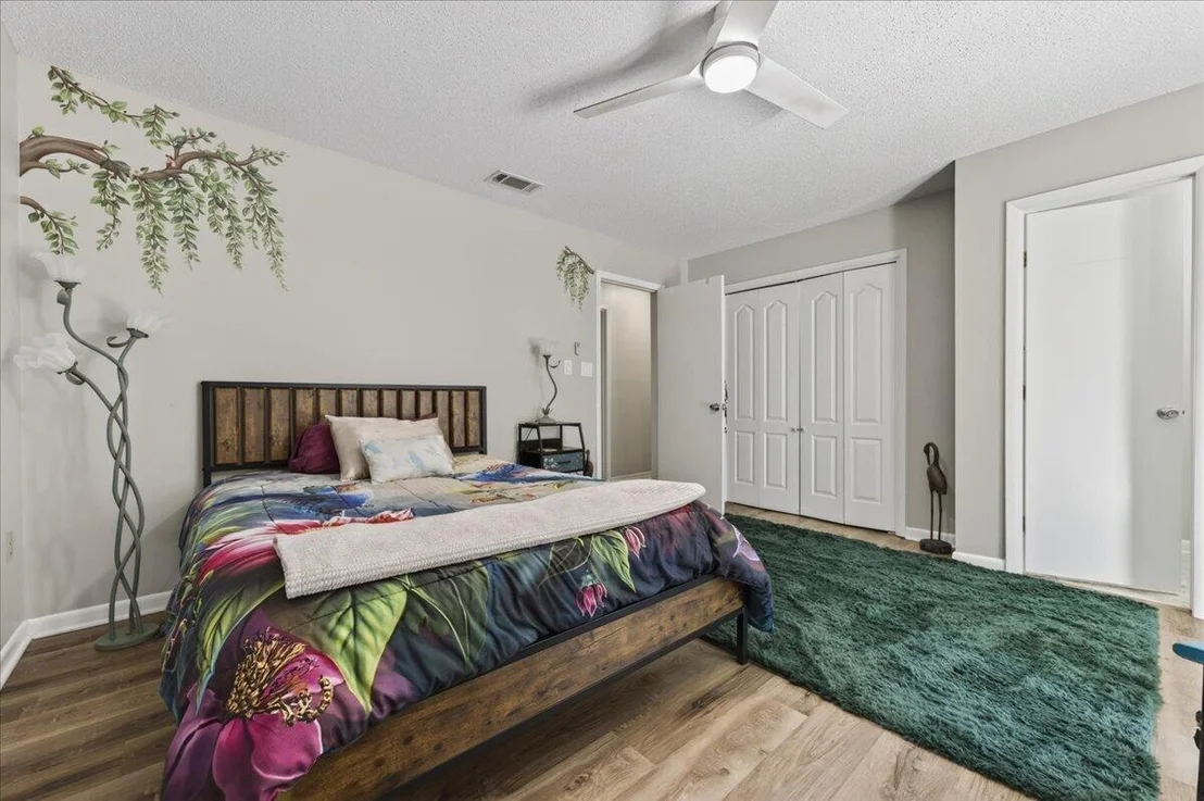 Photo of 210 Shell Drive