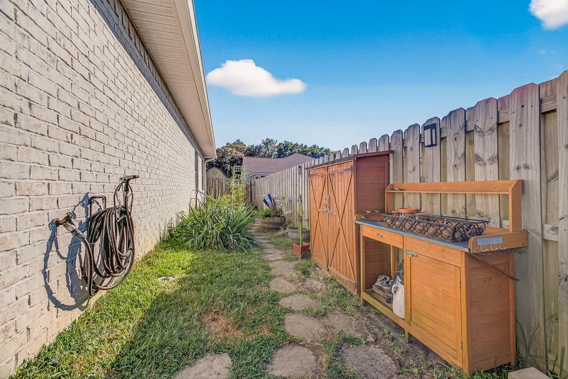 Photo of 61B 6Th Street