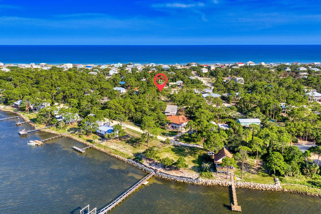 Photo of 981 W Bayshore Drive