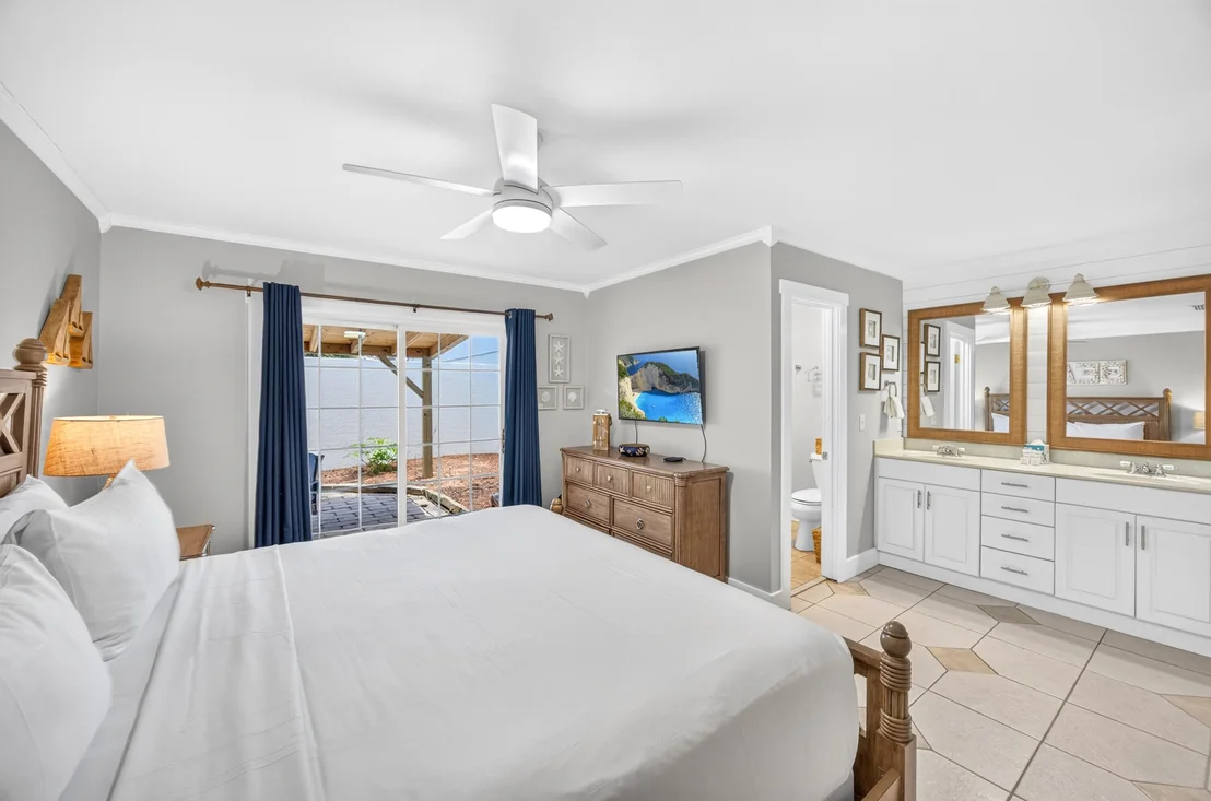 Photo of 496 Linkside Drive
