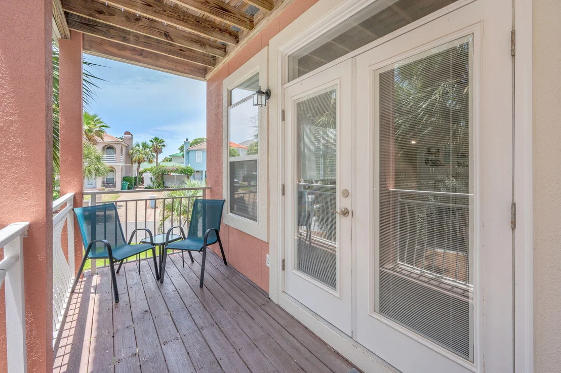 Photo of 110 Terra Cotta Way