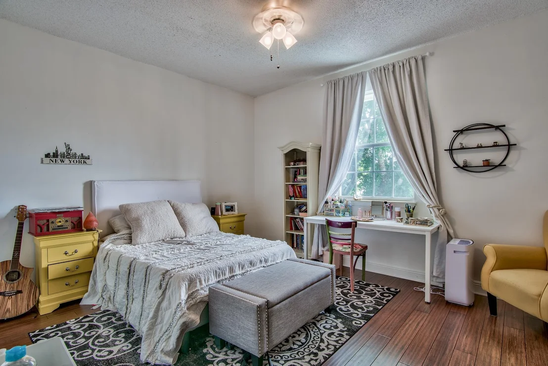 Photo of 4074 Indian Trail