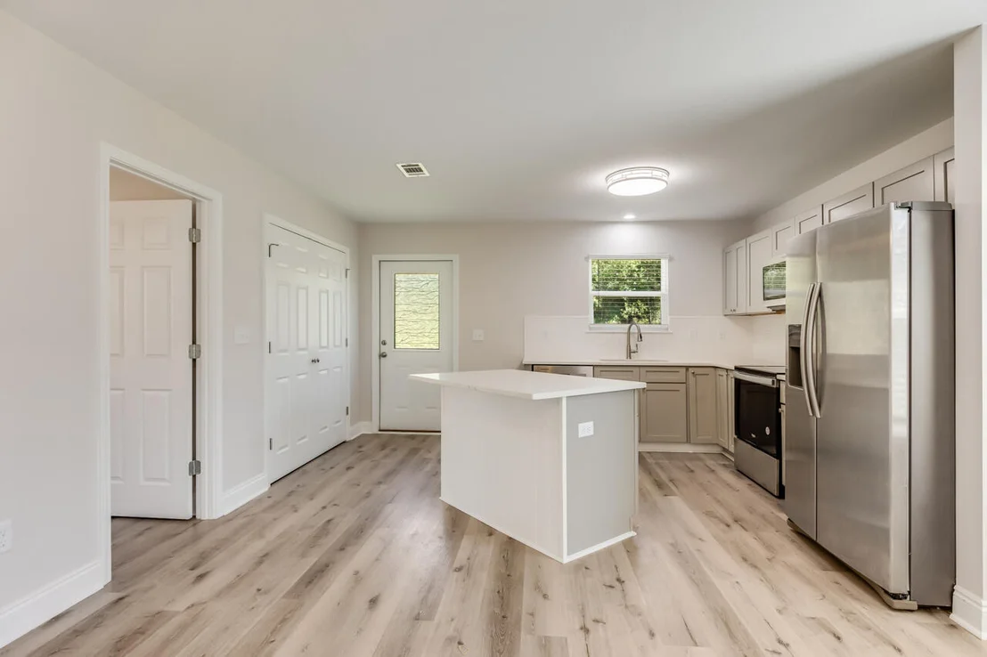 Photo of 3871 Second Avenue