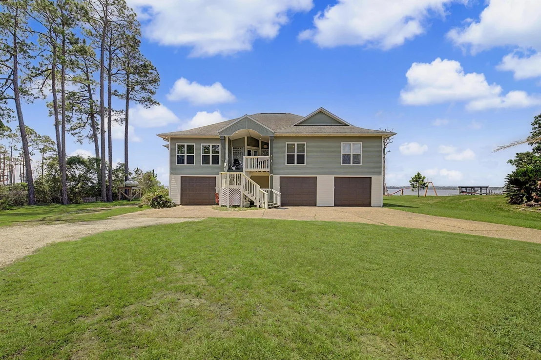 Photo of 4501 Bayside Drive
