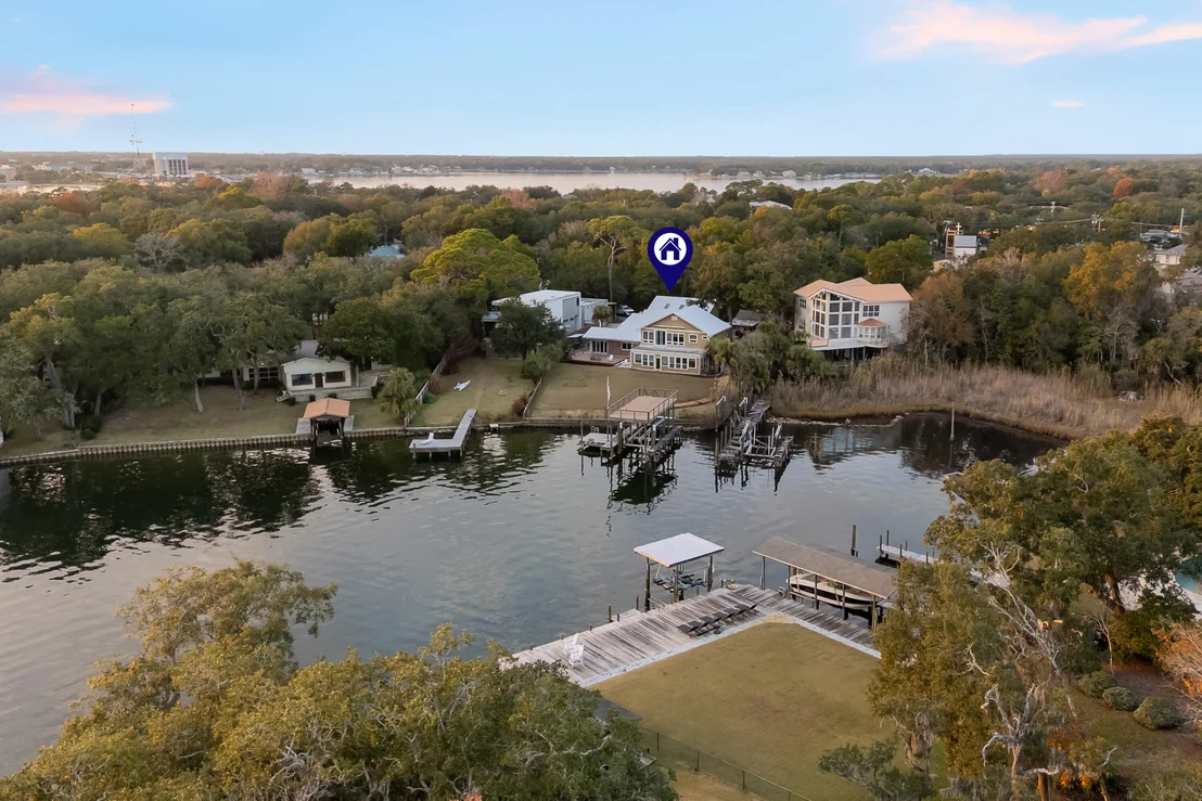 Photo of 27 Old Ferry Road