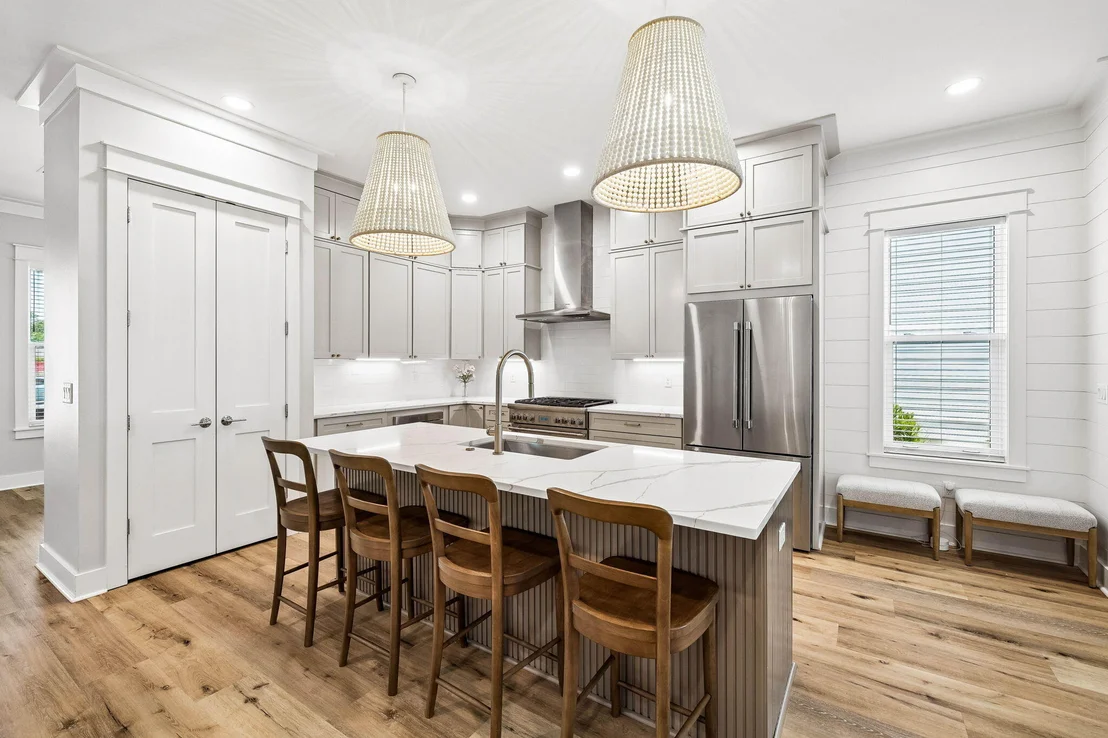 Photo of 123 E Pollard Cove