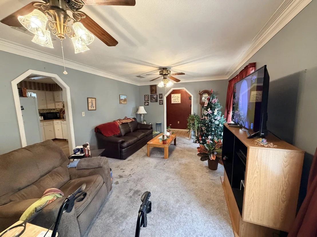 Photo of 3365 Auburn Road