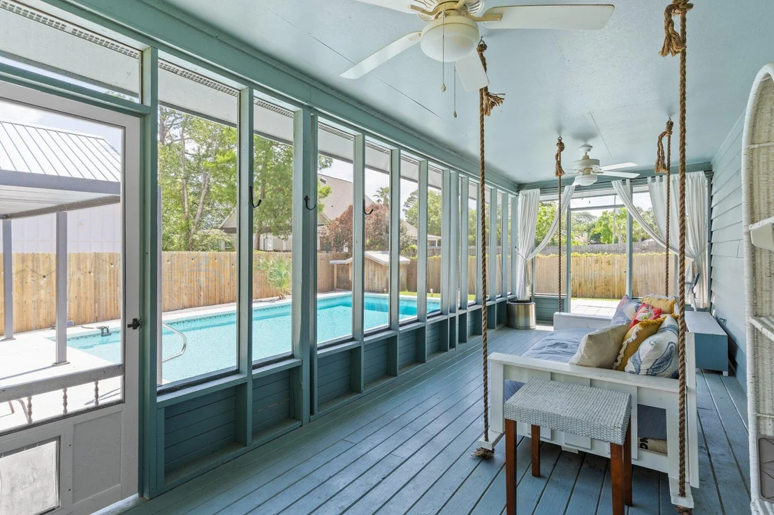 Photo of 850 Forest Shore Drive