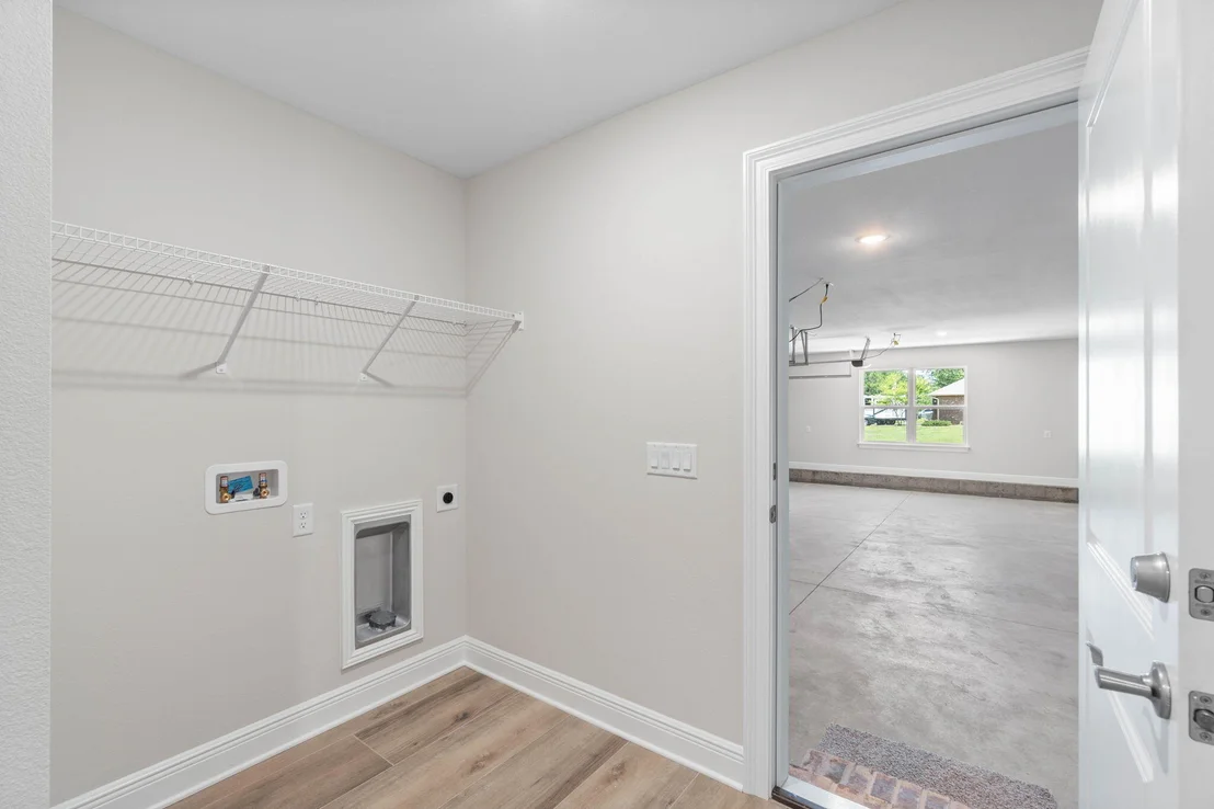 Photo of 2425 Cove Road