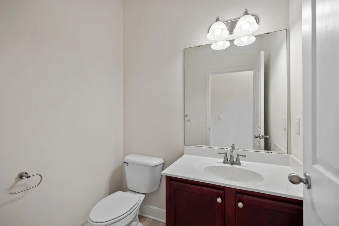 Photo of 876 Solimar Way