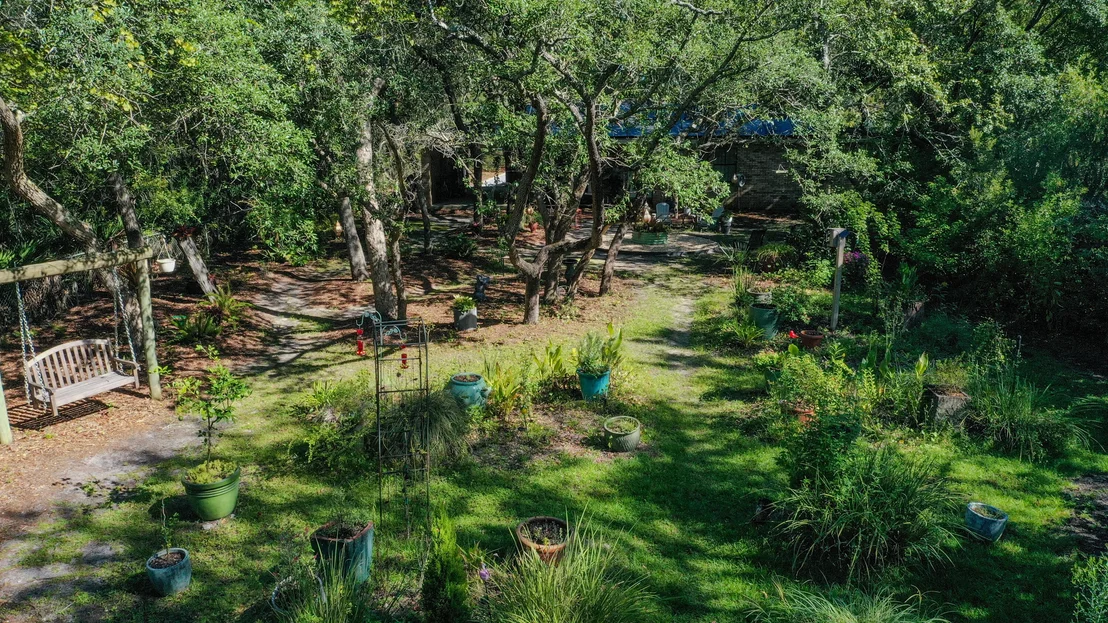 Photo of 11 W Bayou Forest Drive