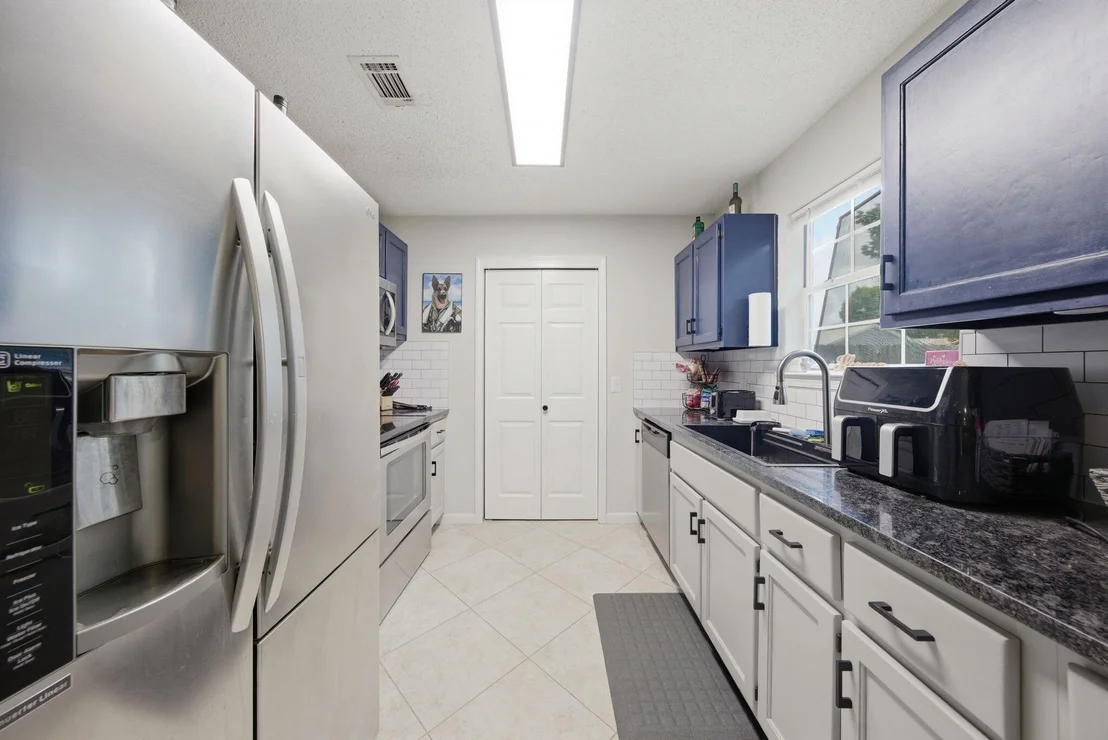 Photo of 2144 Estate Circle