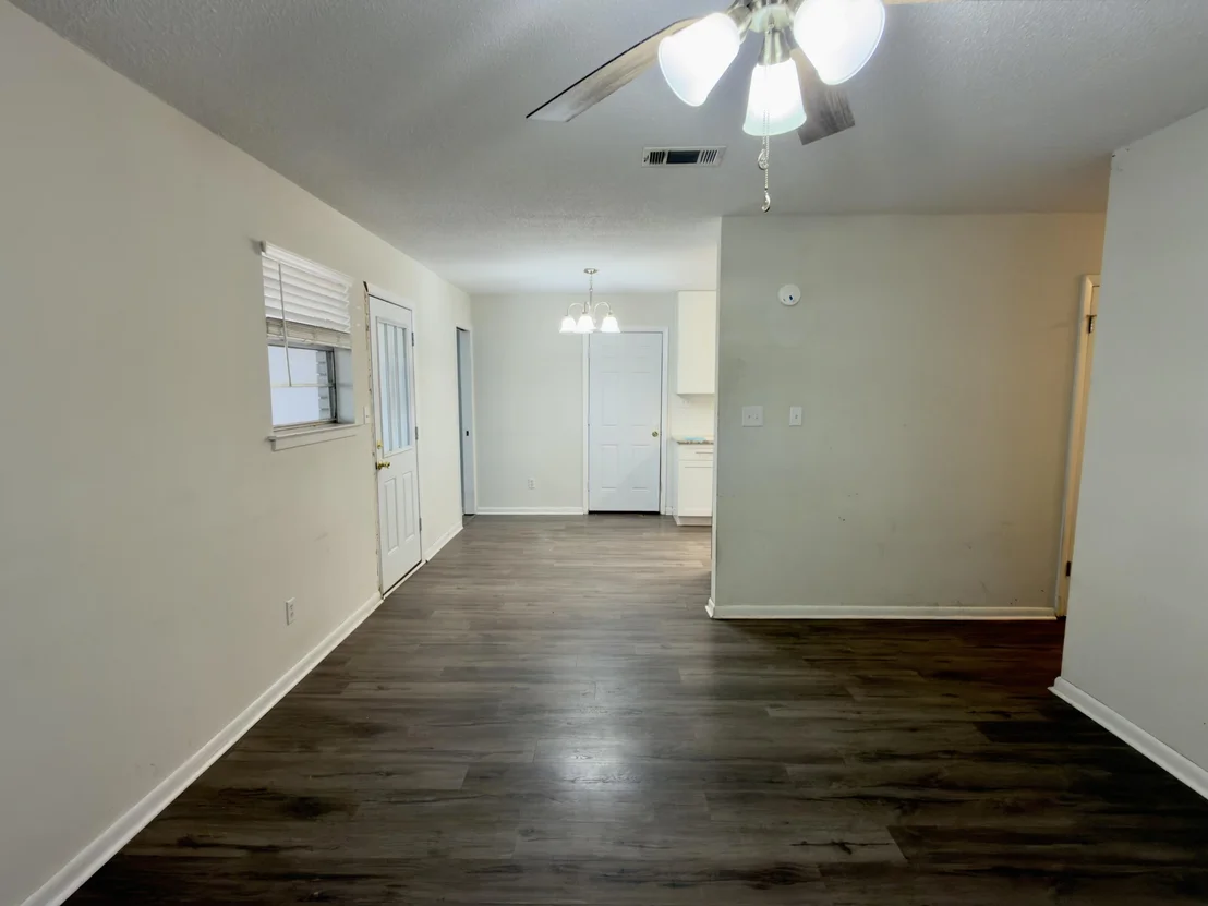 Photo of 503 Tall Pines Street