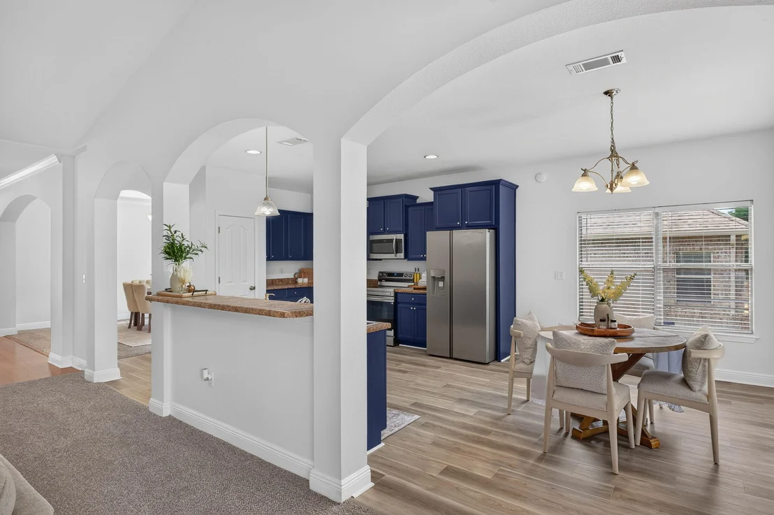 Photo of 143 Crab Apple Avenue