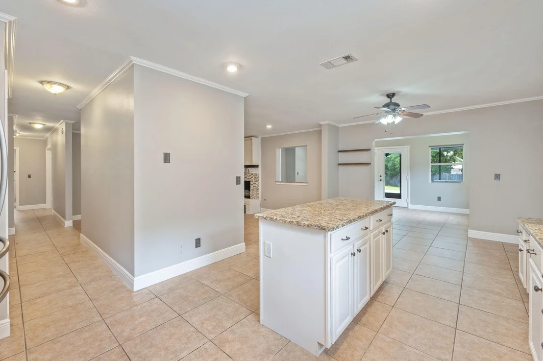 Photo of 1732 Bayshore Drive