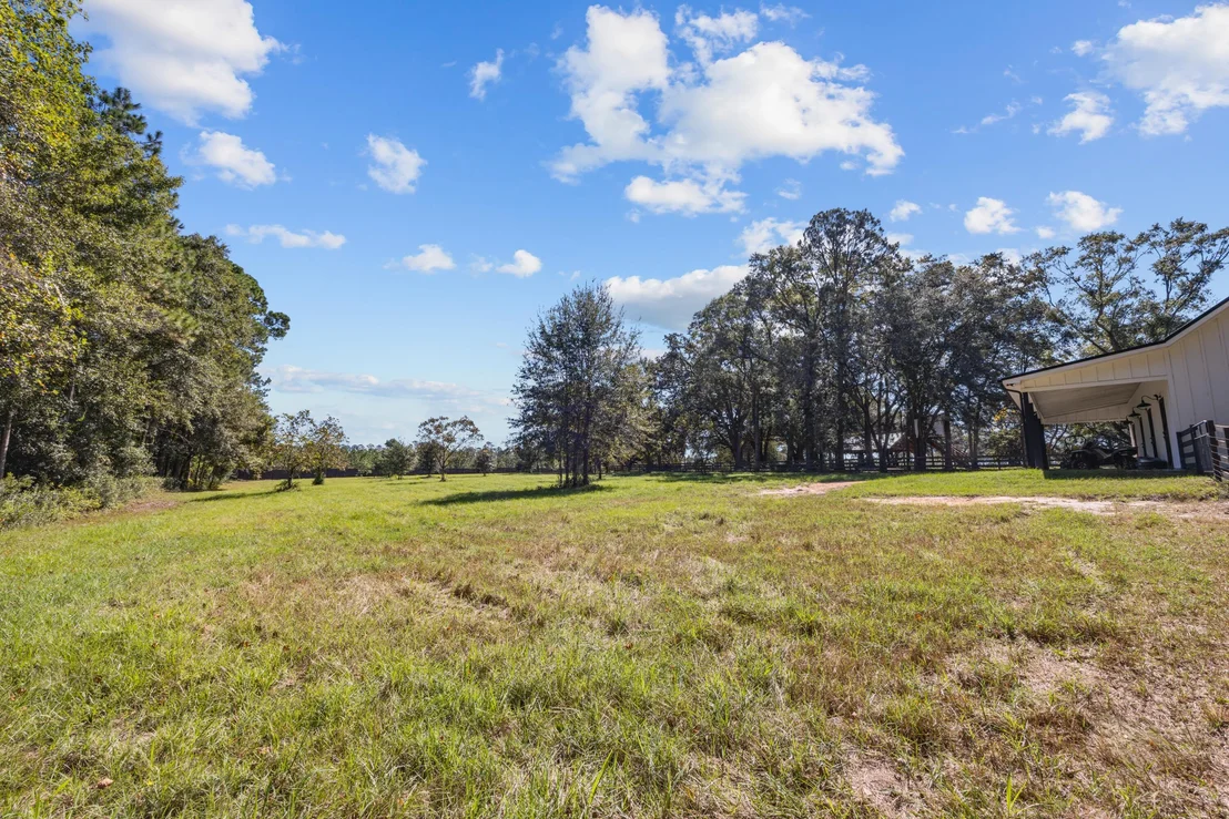Photo of 13796 FL-81