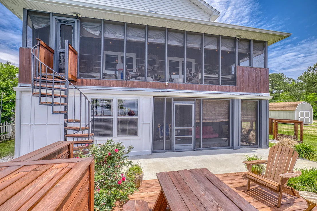 Photo of 1089 Pearson Road