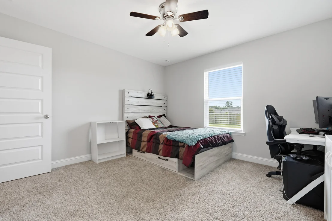 Photo of 5302 Moore Loop