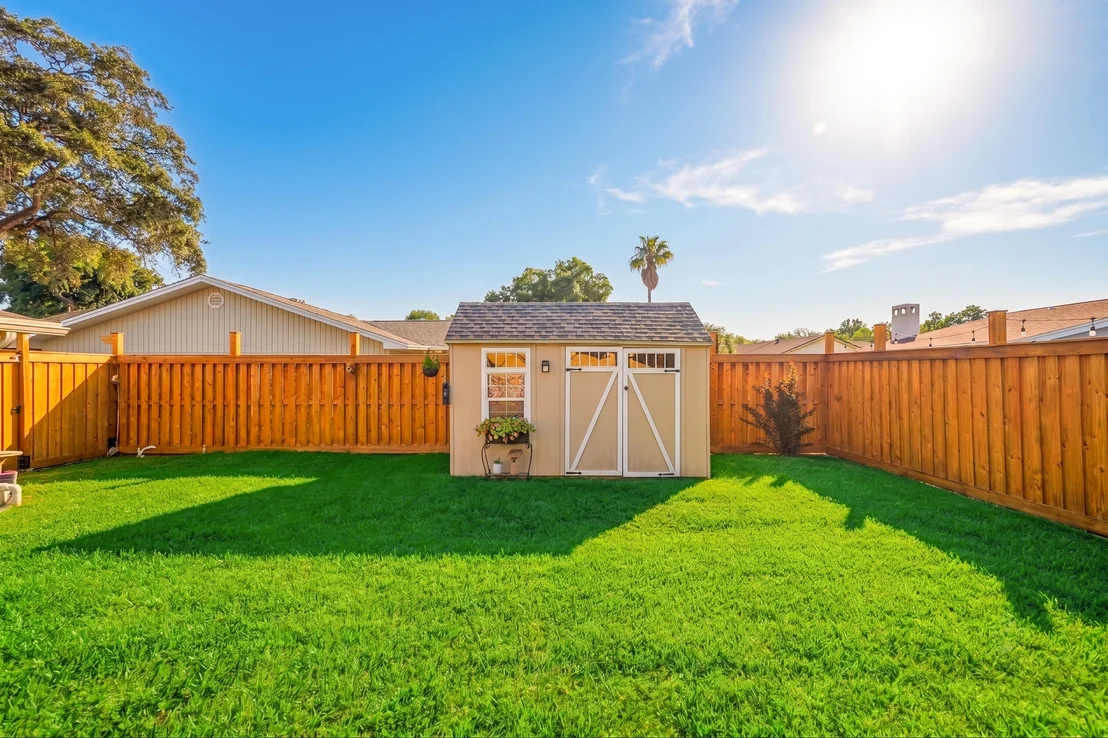 Photo of 18 Pebble Beach Drive