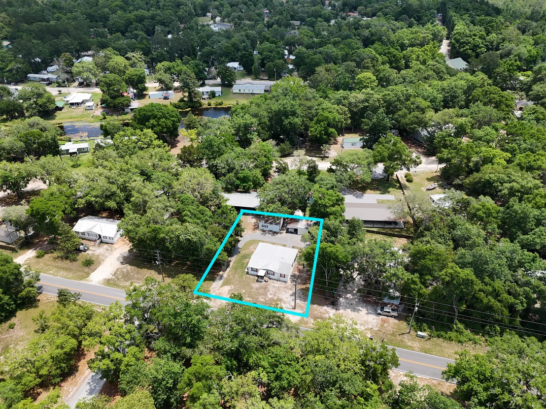 Photo of 685 Mcdaniels Fishcamp Road