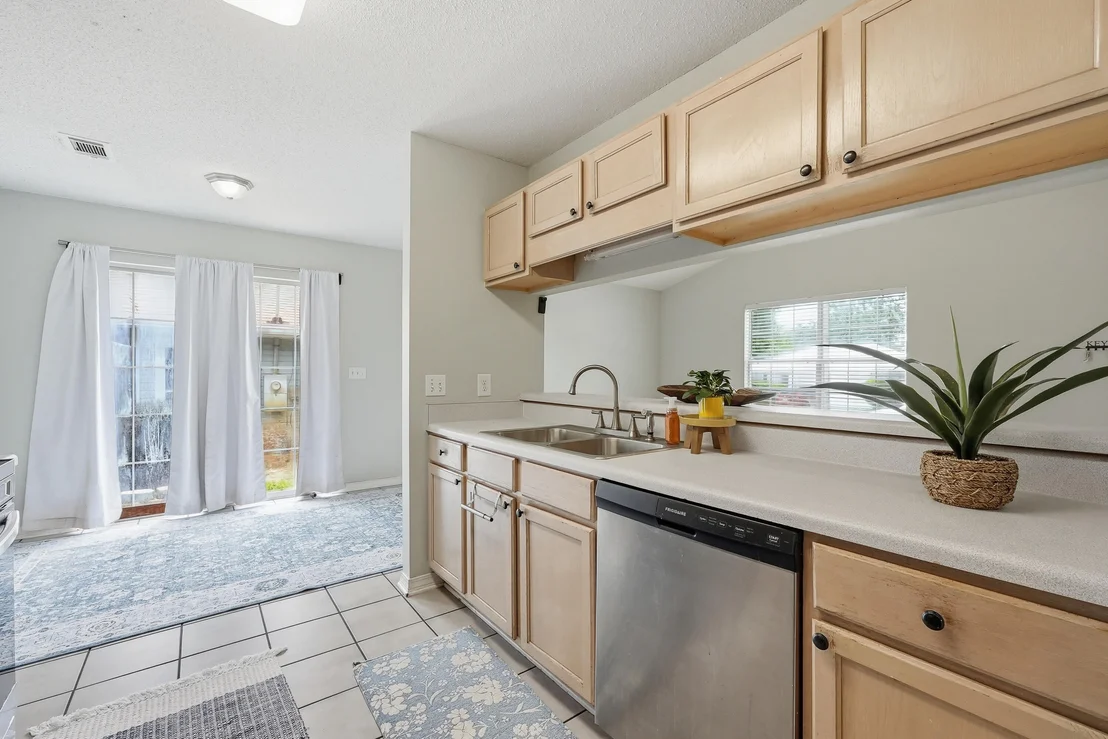 Photo of 657 Jerrells Avenue