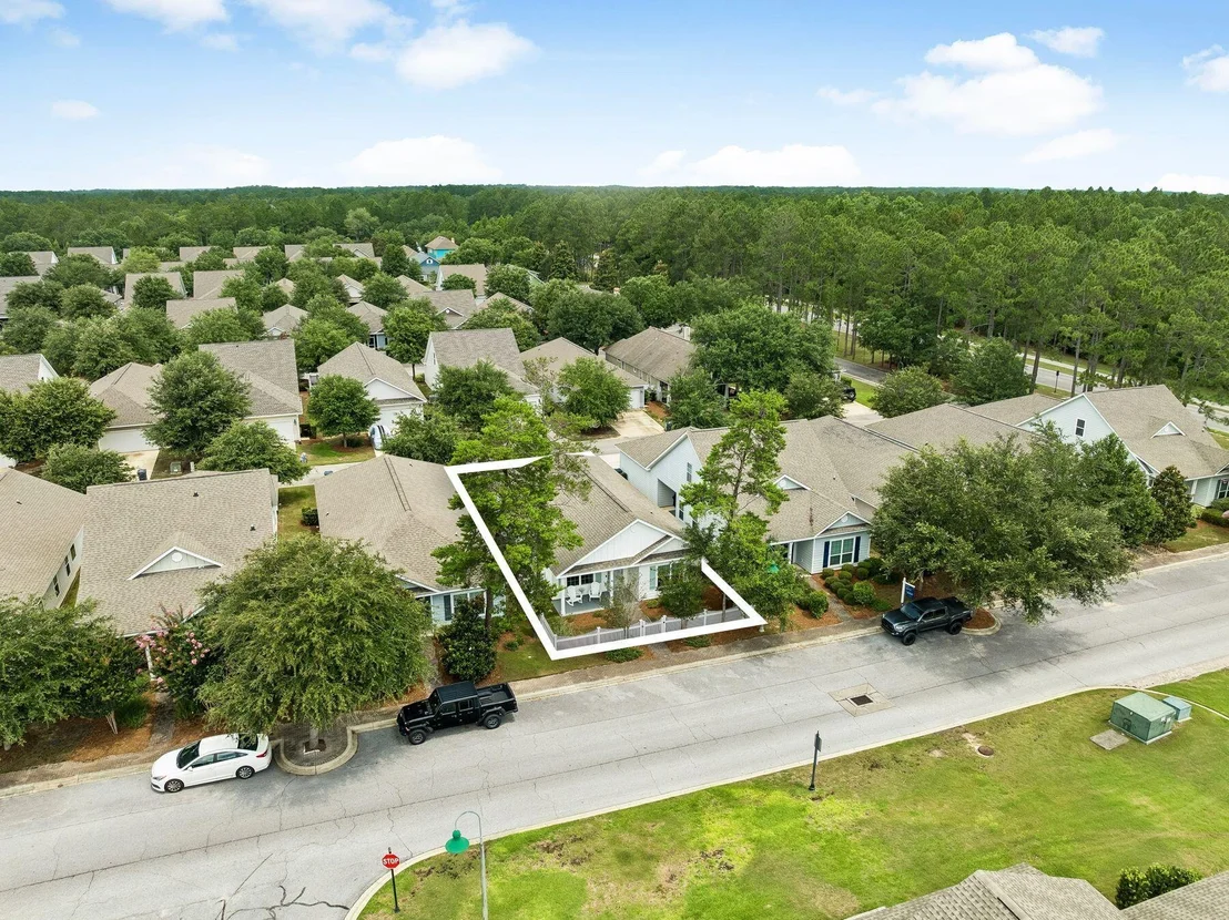 Photo of 48 Sarona Street