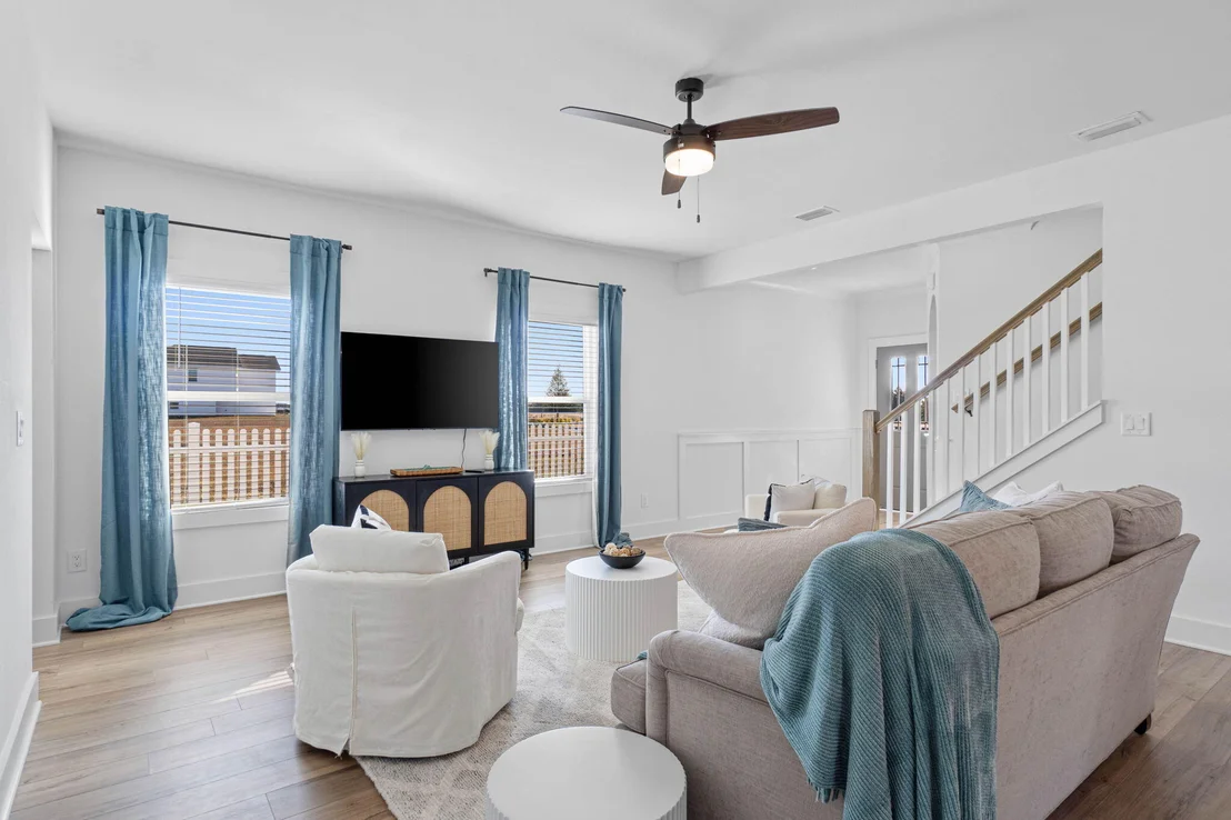 Photo of 87 Arrowwood Boulevard