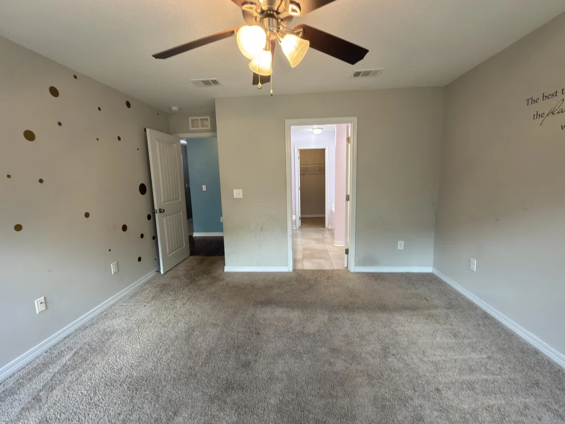 Photo of 455 Eisenhower Drive