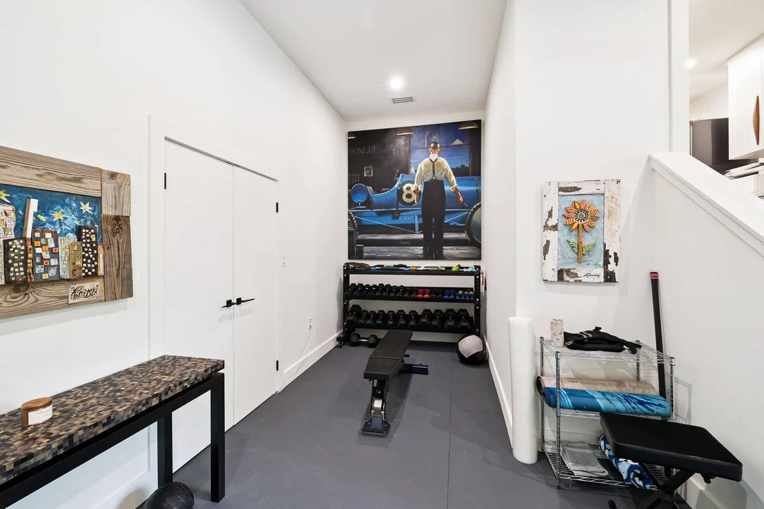 Photo of 1435 Bayshore Drive