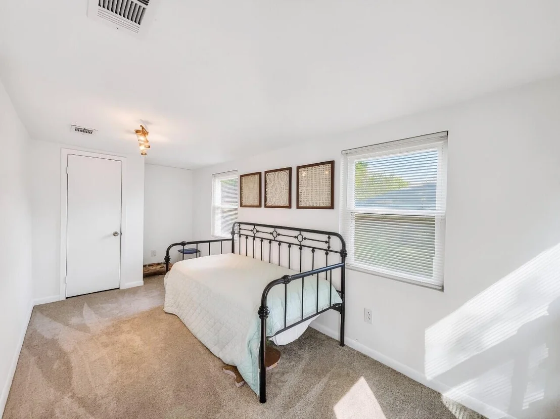 Photo of 722 Powell Drive