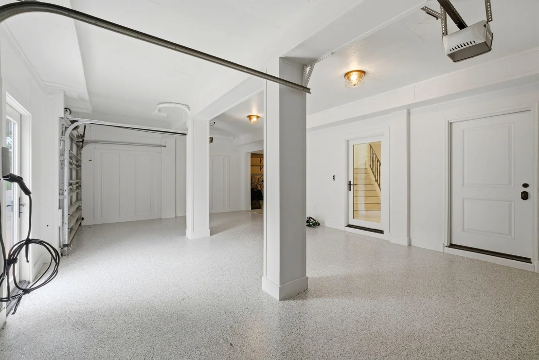 Photo of 31061 Peninsula Drive