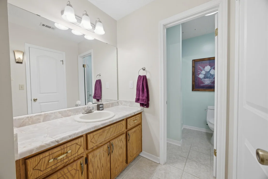 Photo of 220 W Walker Circle