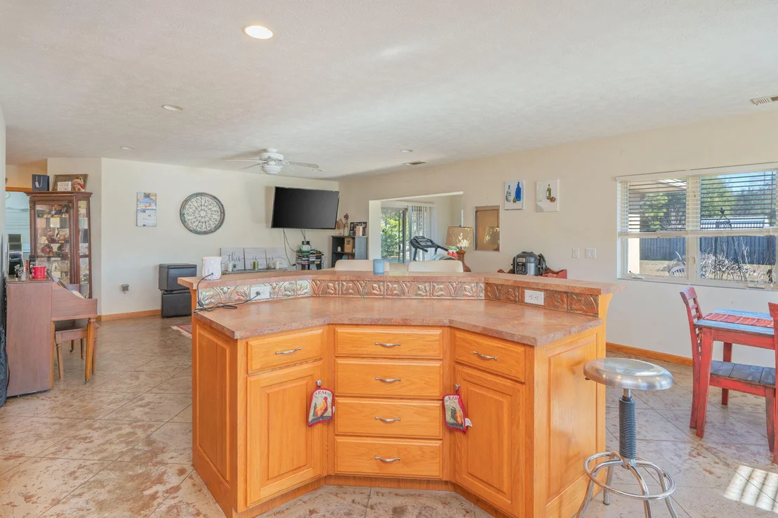 Photo of 2524 Lincoln Road