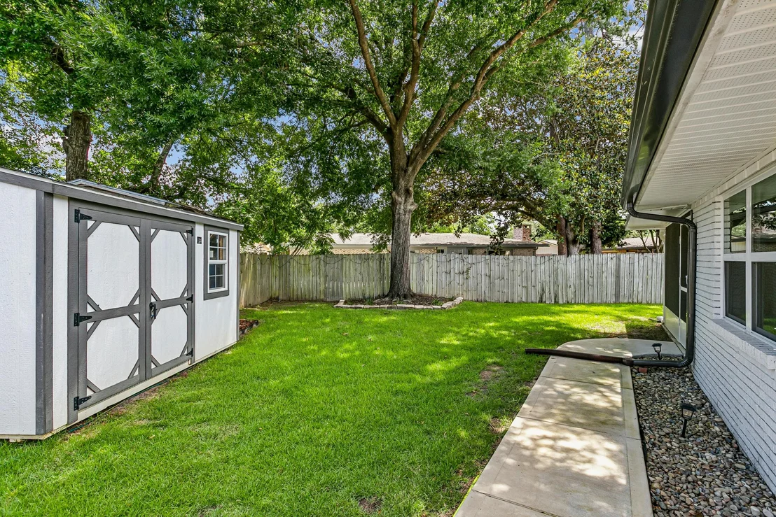 Photo of 1702 Green Palm Circle
