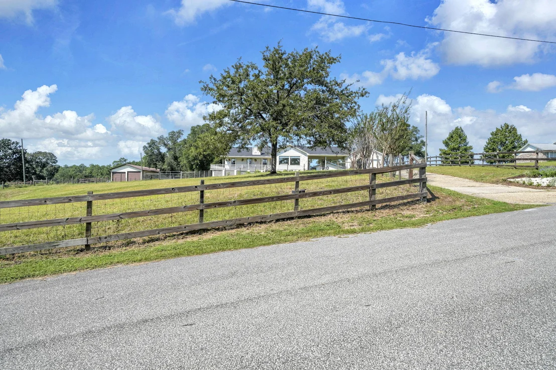 Photo of 5782 Seminole Drive