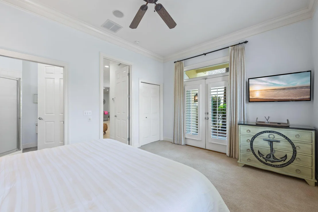 Photo of 130 Cayman Cove