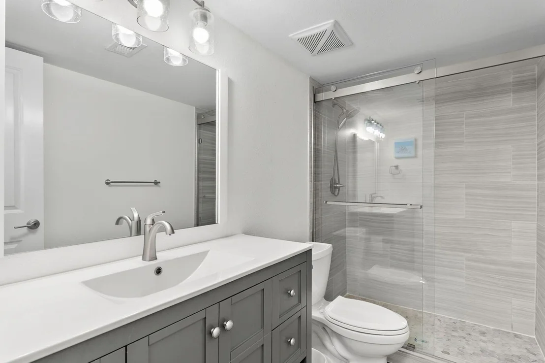 Photo of Unit UNIT33D at 373 Sunset Bay