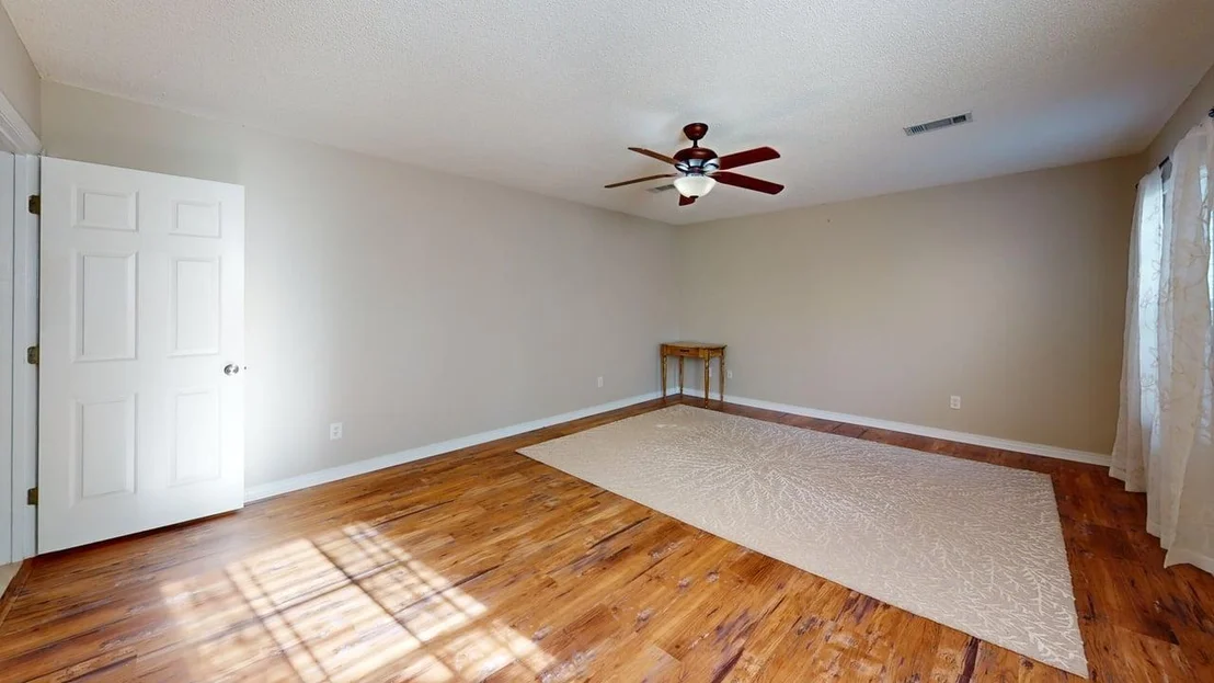 Photo of 855 Mande Court