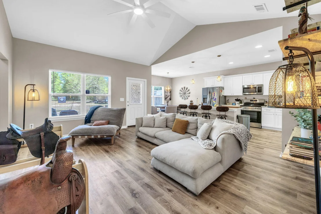 Photo of 6029 Sand Hill Road
