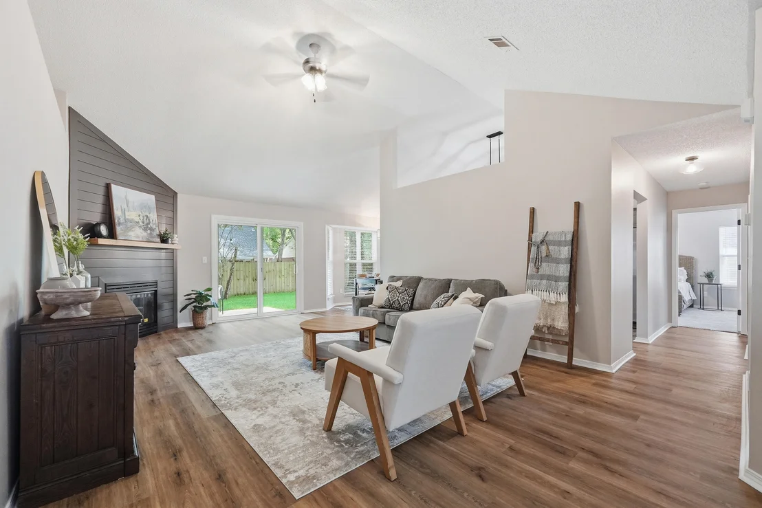 Photo of 2806 Wilson Lane