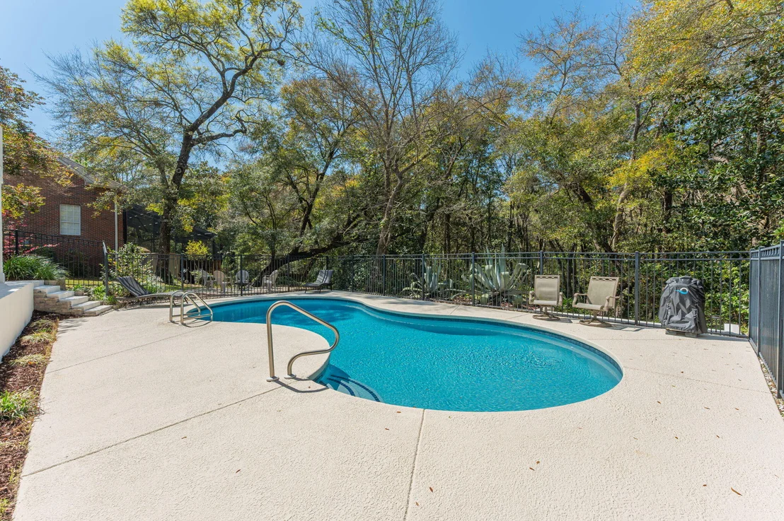 Photo of 2760 Edgewater Drive