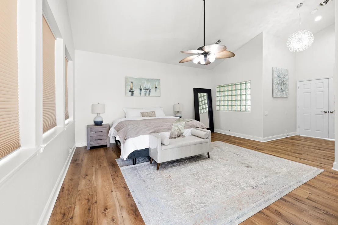 Photo of 674 Emerald Bay Drive