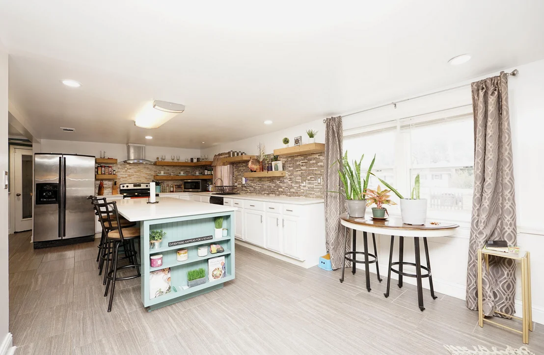 Photo of 10 NW Wright Parkway