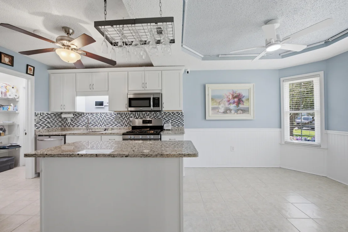 Photo of 220 W Walker Circle