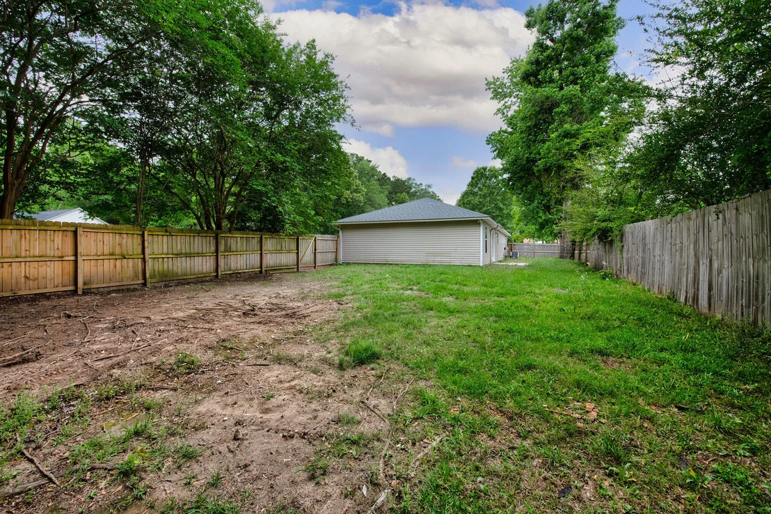 Photo of 121 Dogwood Lane