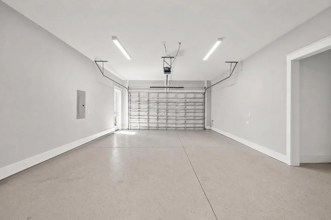 Photo of 28 W Queen Palm Drive